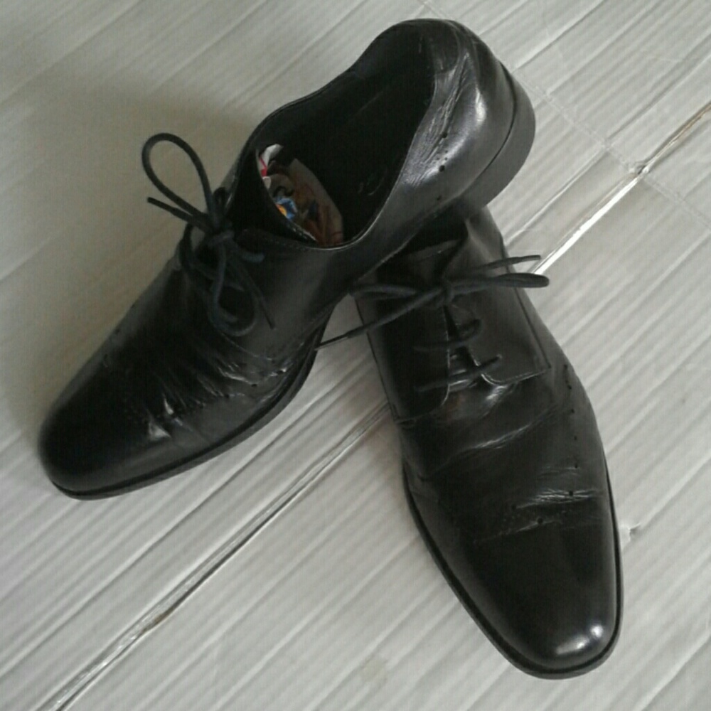 Kenneth Cole 10 M Mens dress shoes black long ones